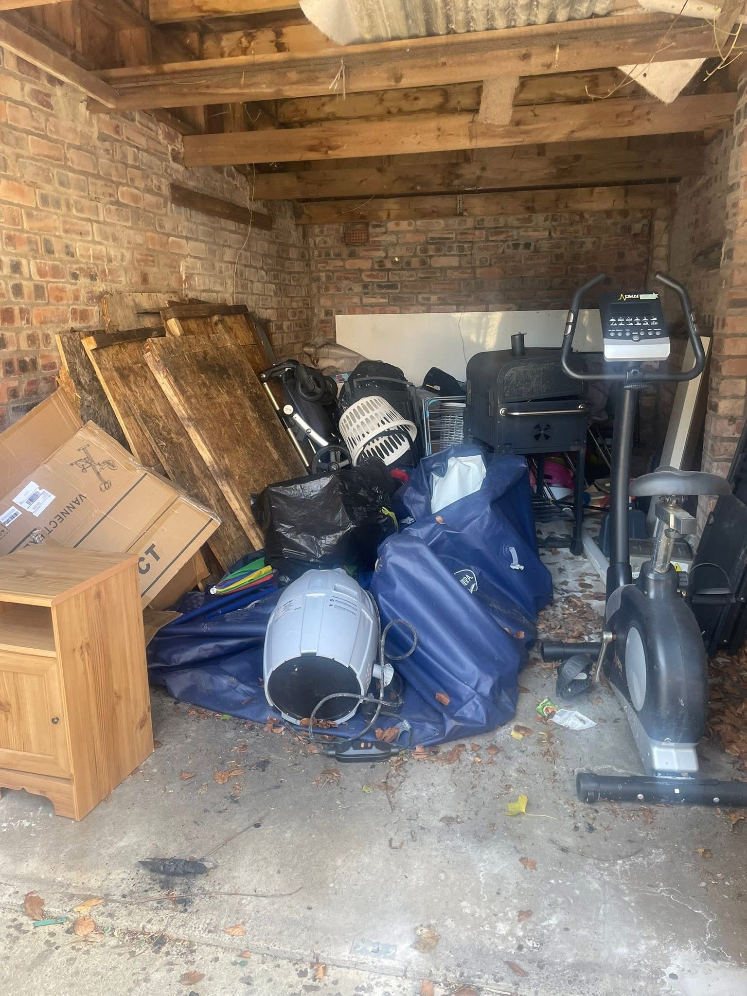 2563c4af-4ce2-4d9a-b391-d450bba5b991